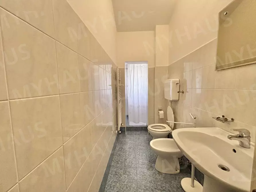 Immagine 44 di Appartamento in vendita  in Viale Atene, 10 a Cesenatico