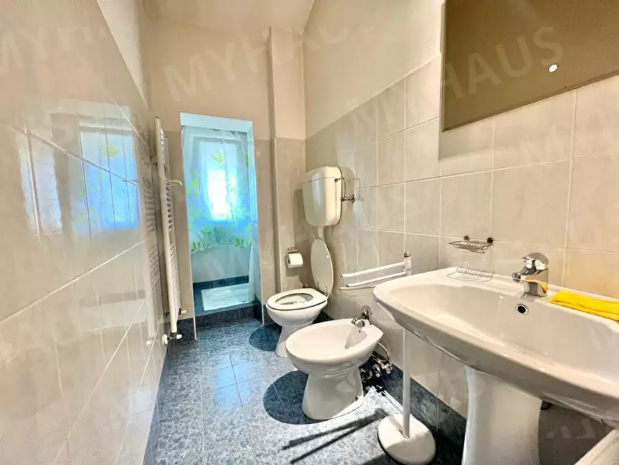 Immagine 49 di Appartamento in vendita  in Viale Atene, 10 a Cesenatico