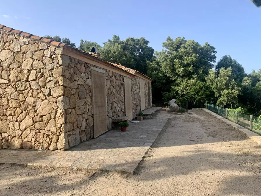 Immagine 2 di Terreno in vendita  a Olbia