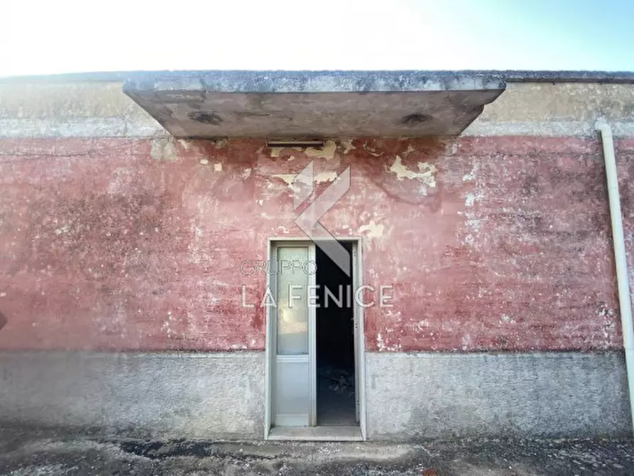 Immagine 10 di Rustico / casale in vendita  in strada delfini a Martina Franca