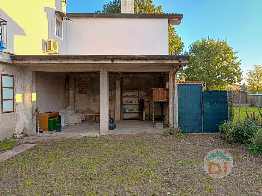 Immagine 6 di Laboratorio in vendita  in Via Del Treno 3 a San Canzian D'isonzo