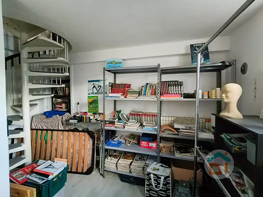 Immagine 9 di Laboratorio in vendita  in Via Del Treno 3 a San Canzian D'isonzo