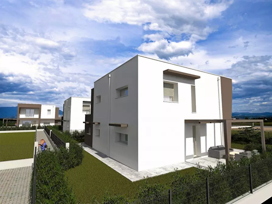 Immagine 3 di Casa indipendente in vendita  a Loria