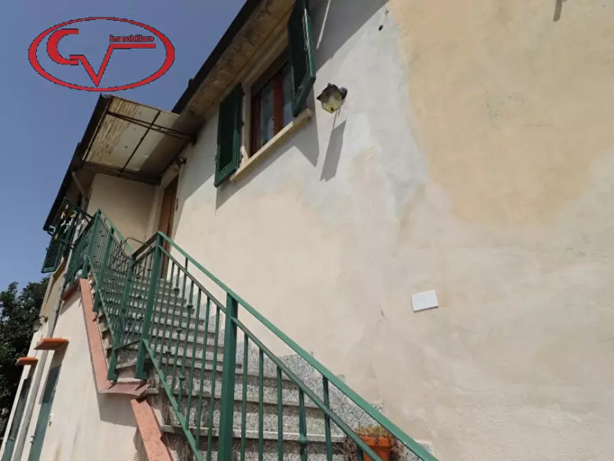 Immagine 1 di Villetta a schiera in vendita  in via Chiantigiana a Montevarchi