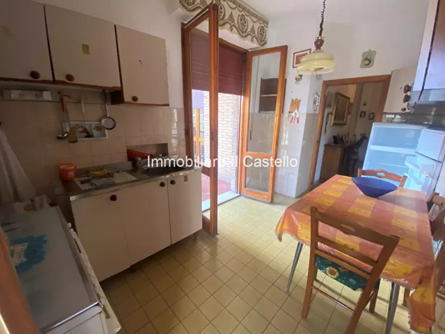 Immagine 12 di Appartamento in vendita  a Chiusi