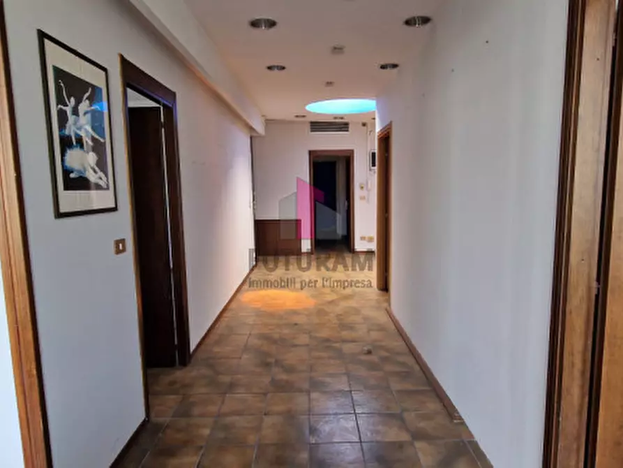 Immagine 4 di Ufficio in affitto  in VIA NONA STRADA a Padova