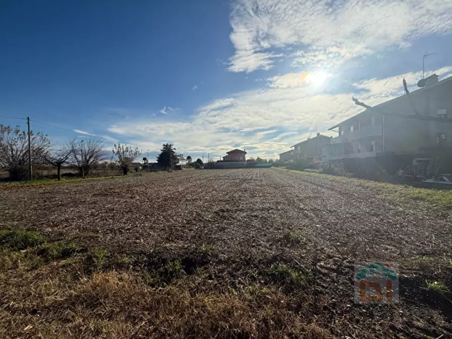 Immagine 6 di Terreno in vendita  in Via Giuseppe Garibaldi a Castions Di Strada