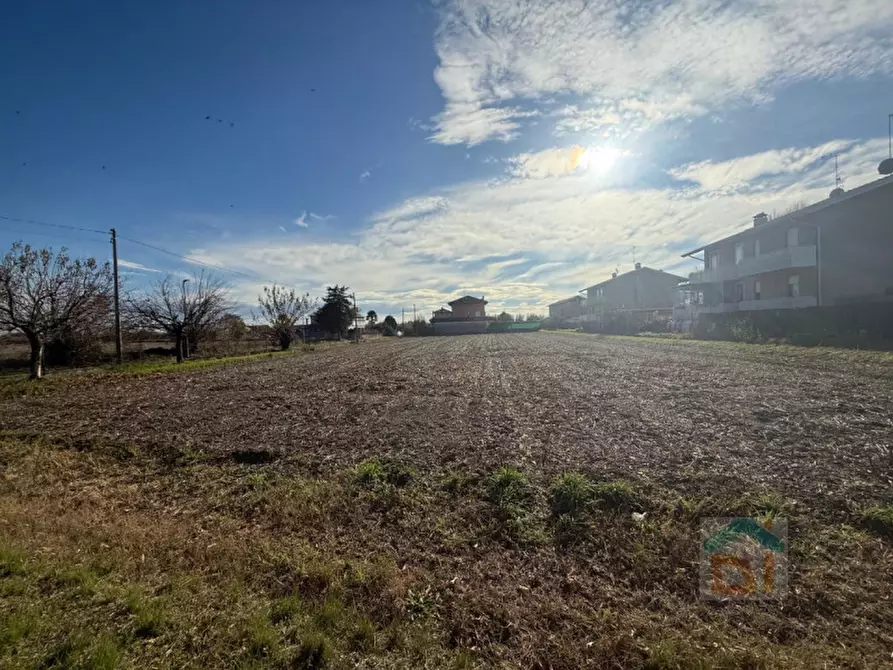 Immagine 10 di Terreno in vendita  in Via Giuseppe Garibaldi a Castions Di Strada