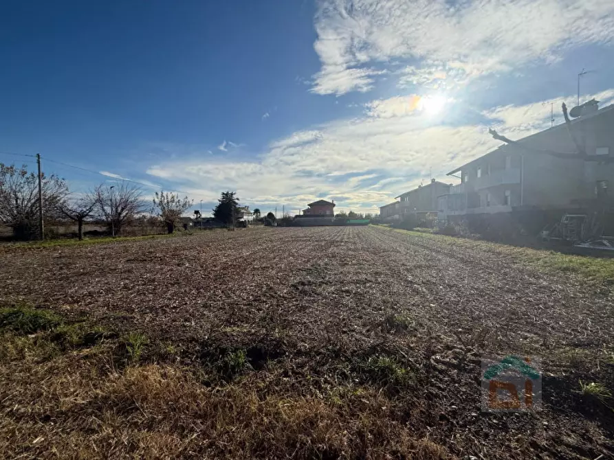 Immagine 19 di Terreno in vendita  in Via Giuseppe Garibaldi a Castions Di Strada
