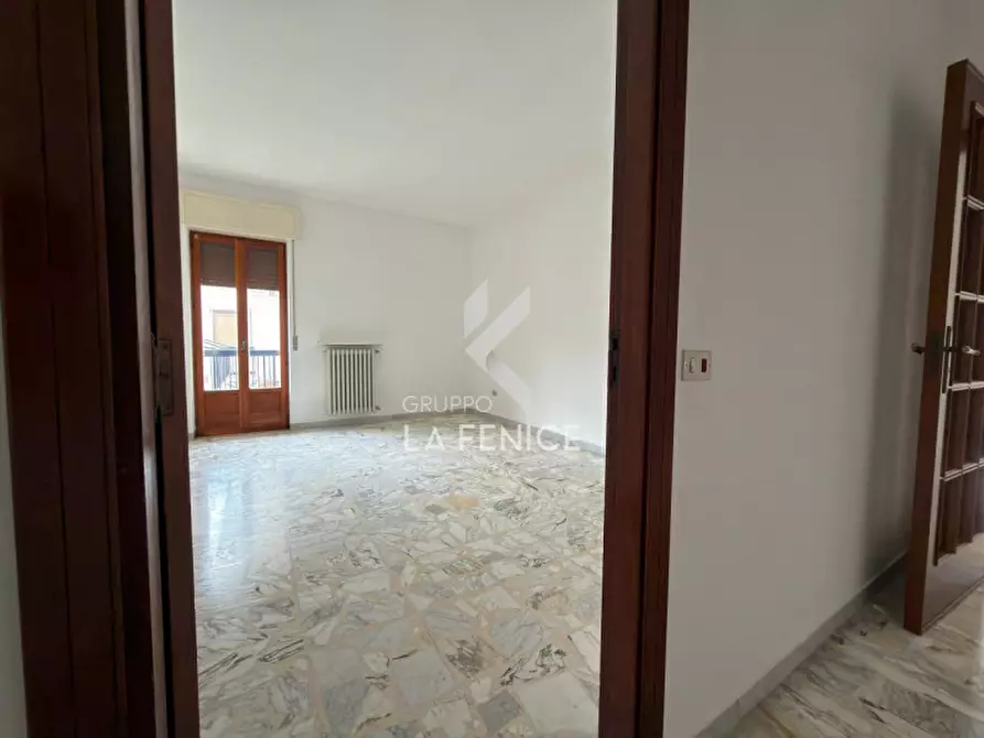 Immagine 21 di Appartamento in vendita  in Viale dei Lecci 10 a Martina Franca