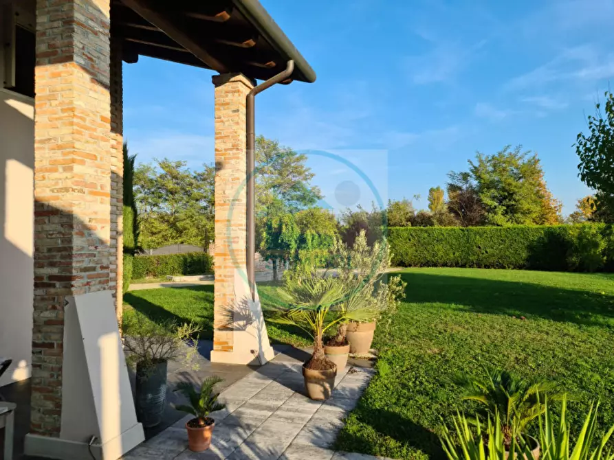 Immagine 5 di Villa in vendita  in Via le Motte a Santa Maria Di Sala