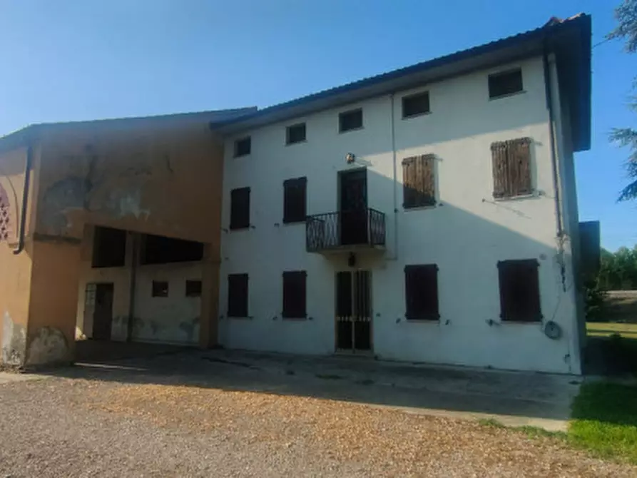 Immagine 5 di Terreno in vendita  a Rubano