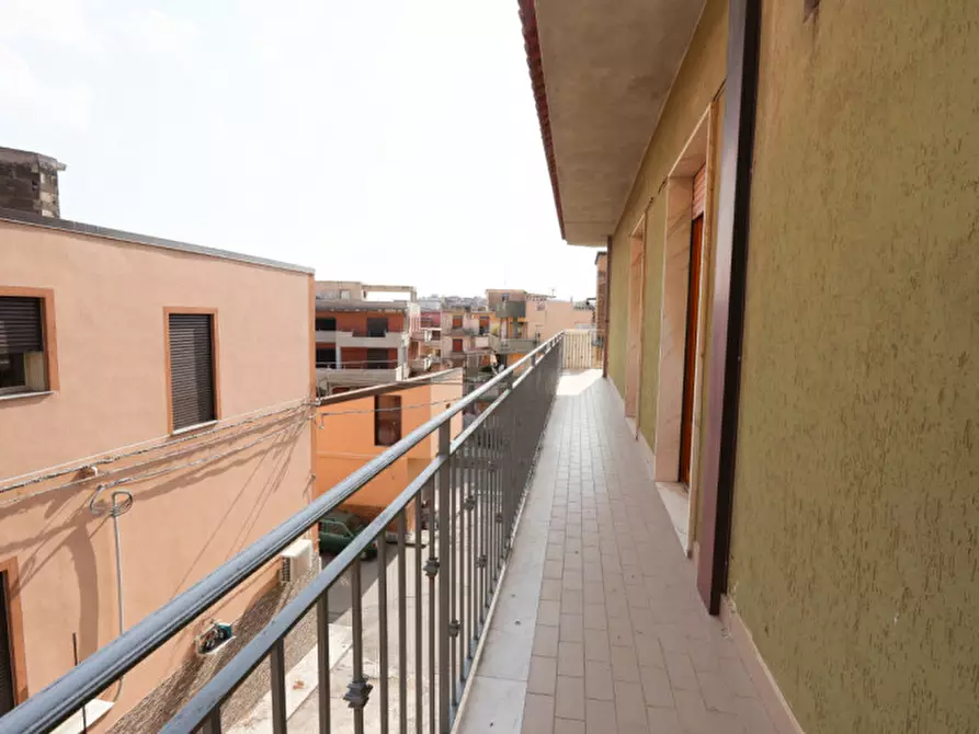 Immagine 18 di Appartamento in vendita  in Via Giacomo Leopardi n.01 a Palagonia