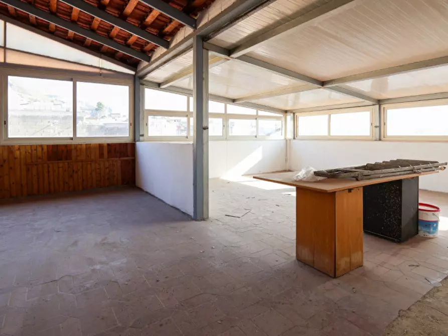 Immagine 24 di Appartamento in vendita  in Via Giacomo Leopardi n.01 a Palagonia