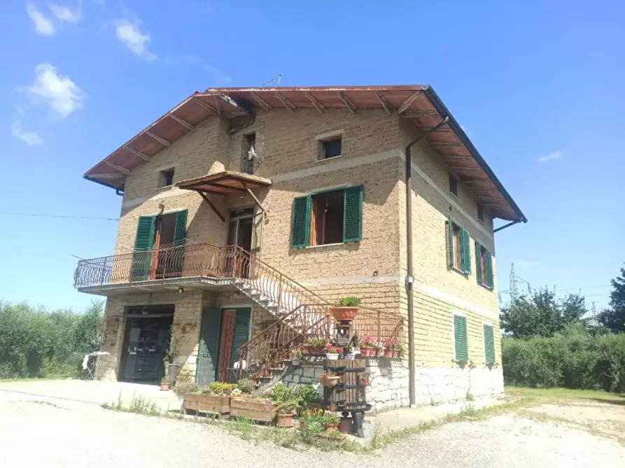 Immagine 1 di Casa indipendente in vendita  in frazione Porto a Castiglione Del Lago