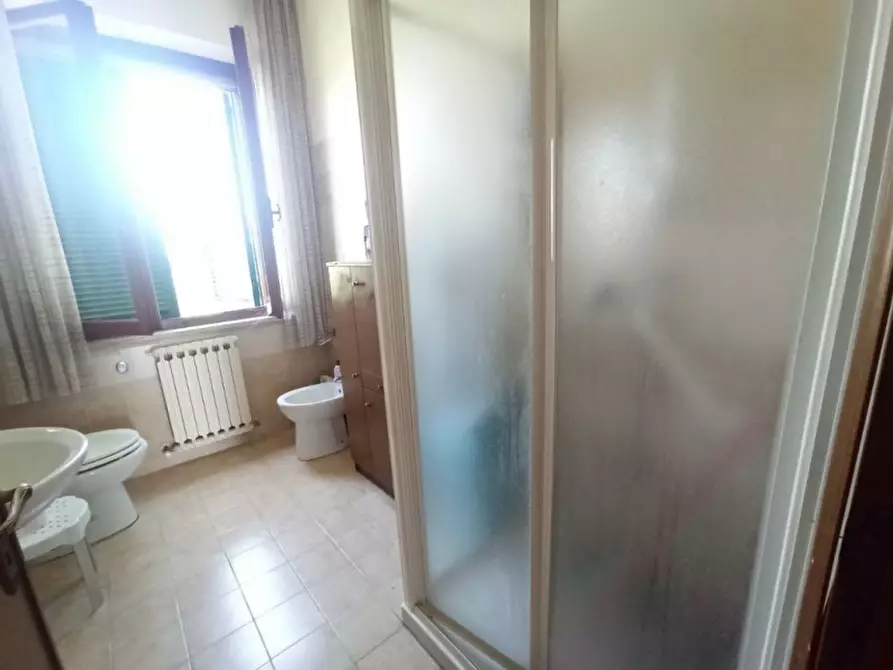 Immagine 17 di Casa indipendente in vendita  in frazione Porto a Castiglione Del Lago