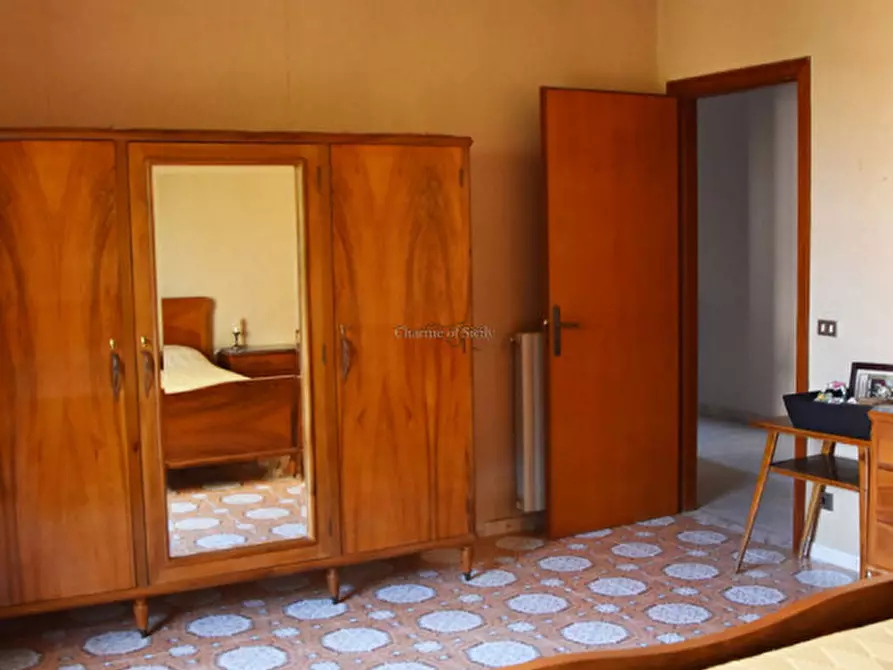 Immagine 13 di Casa indipendente in vendita  in Via Risorgimento, Modica a Modica