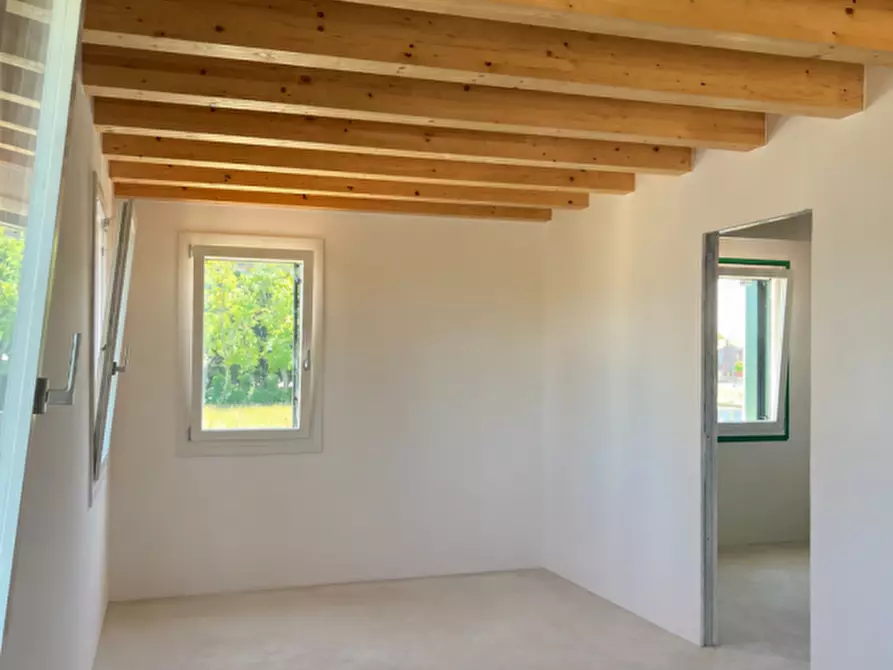Immagine 5 di Appartamento in vendita  in via Riviera Comm. Armando Furlanis a Concordia Sagittaria