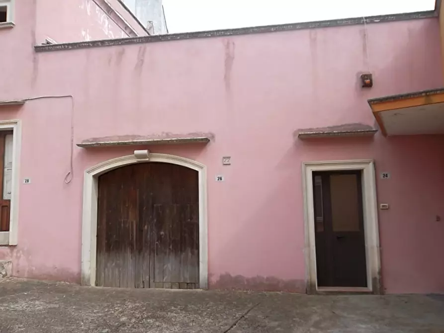 Immagine 1 di Casa indipendente in vendita  in Via Ciro Menotti a Matino