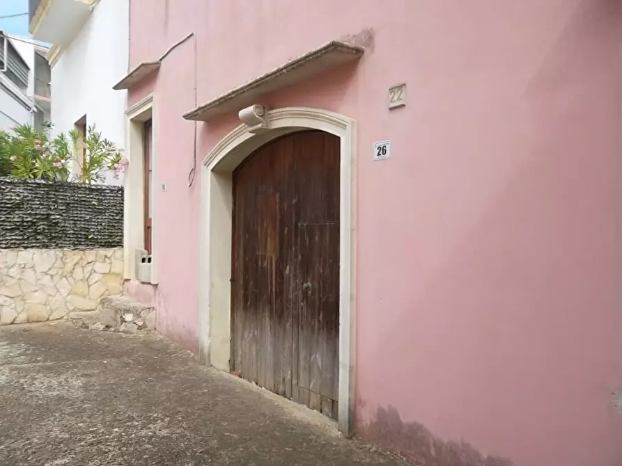 Immagine 4 di Casa indipendente in vendita  in Via Ciro Menotti a Matino