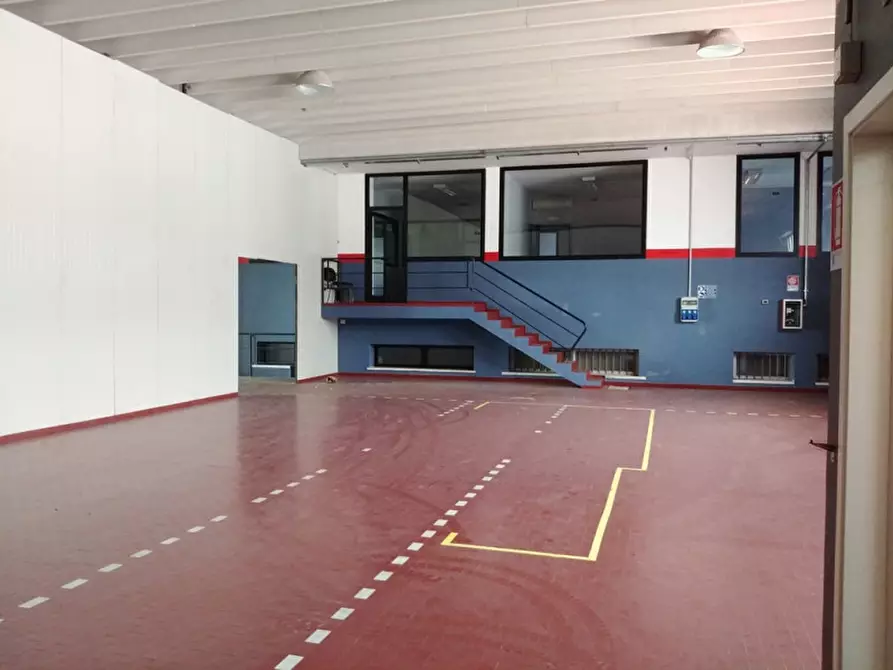 Immagine 11 di Negozio in affitto  in VIA DA VINCI L. a Cambiago