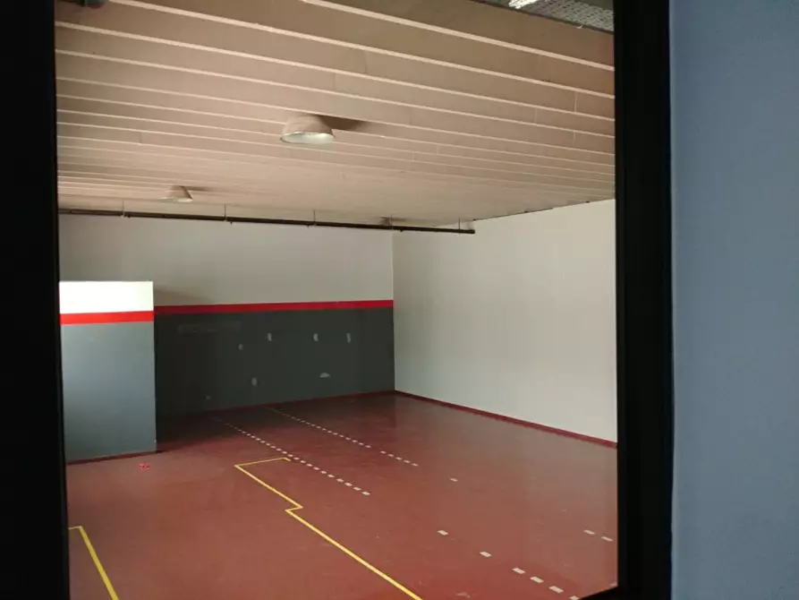 Immagine 12 di Negozio in affitto  in VIA DA VINCI L. a Cambiago