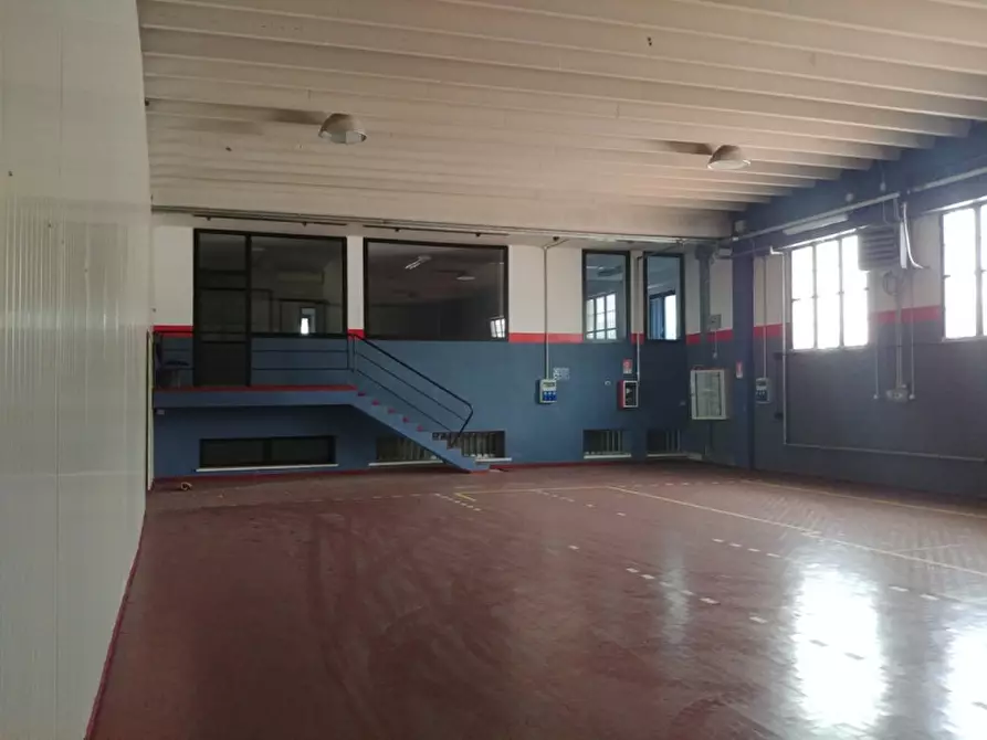 Immagine 14 di Negozio in affitto  in VIA DA VINCI L. a Cambiago