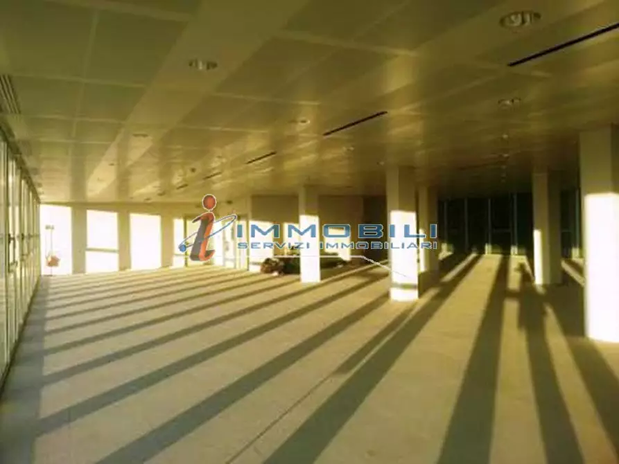 Immagine 20 di Ufficio in affitto  in VIA MONDADORI a Segrate