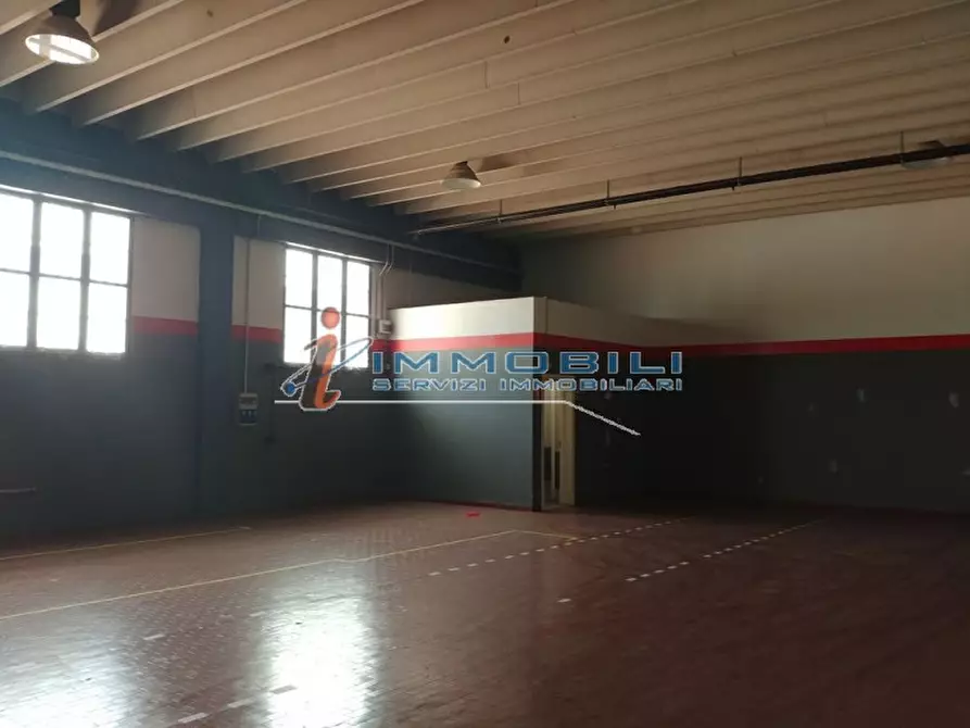 Immagine 22 di Attività commerciale in affitto  in VIA DA VINCI L. a Cambiago