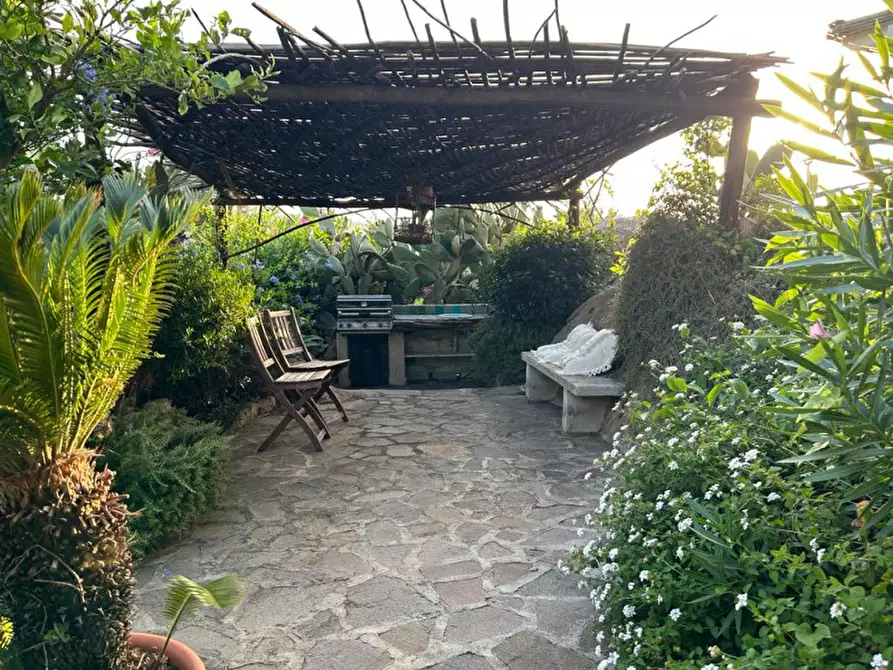 Immagine 23 di Appartamento in vendita  a Arzachena