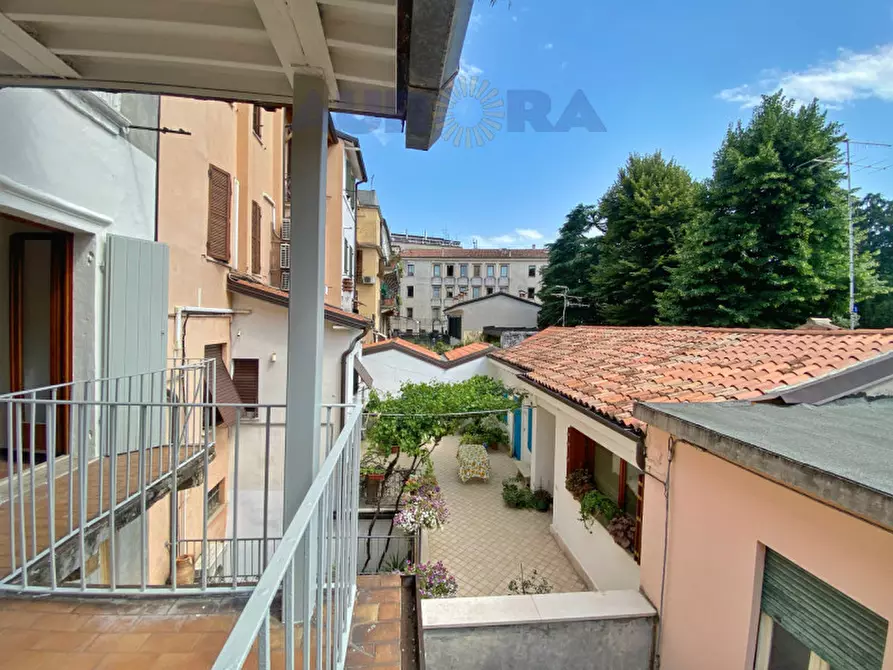 Immagine 8 di Ufficio in affitto  in via roma 23 a Verona