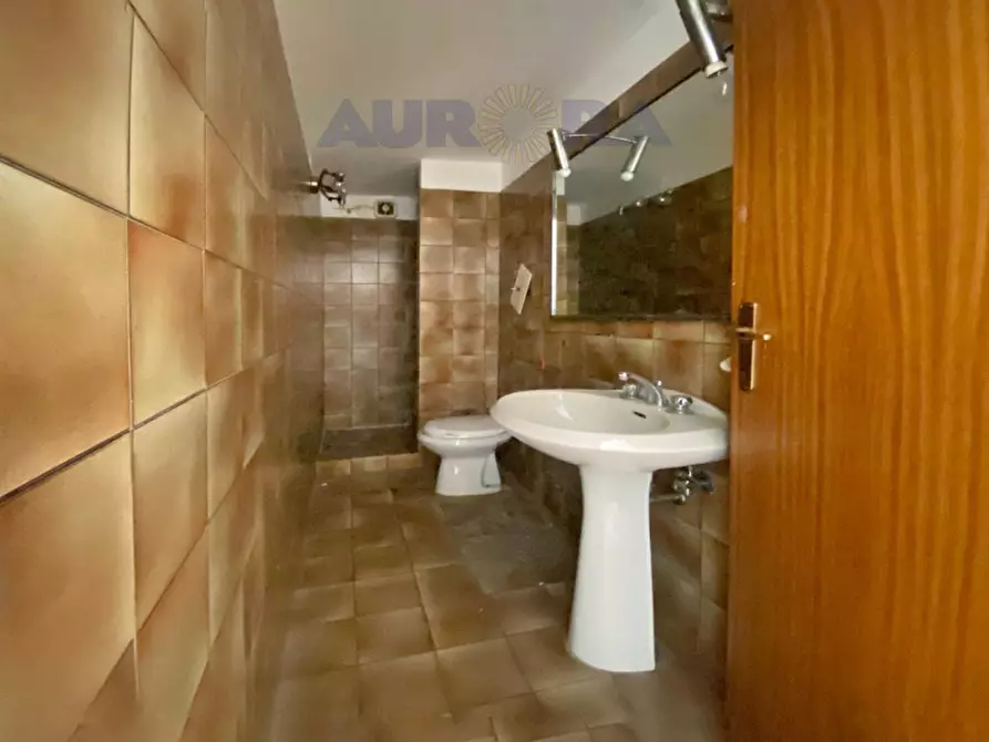 Immagine 9 di Ufficio in affitto  in via roma 23 a Verona