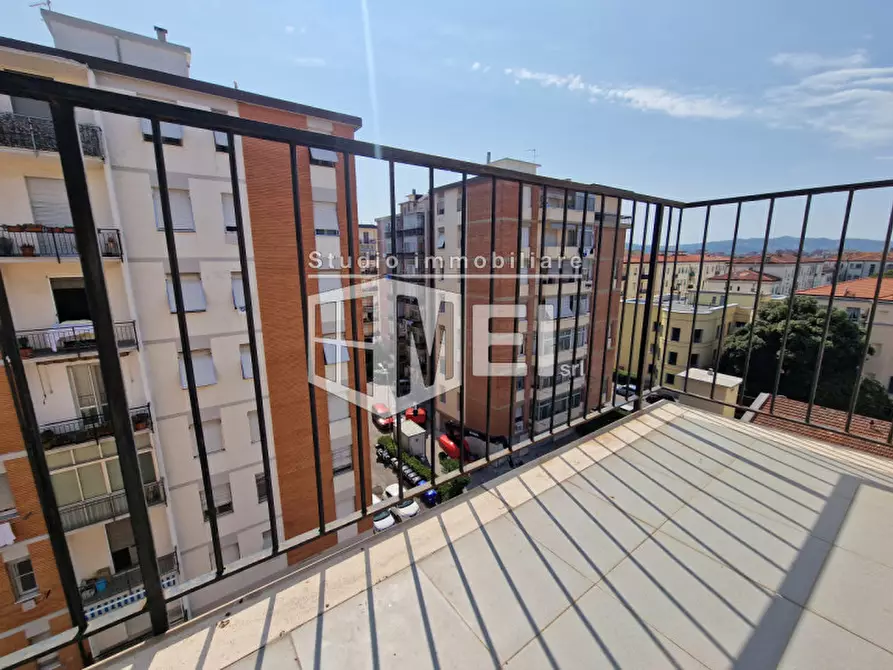 Immagine 1 di Appartamento in vendita  in via pannocchia 49 a Livorno