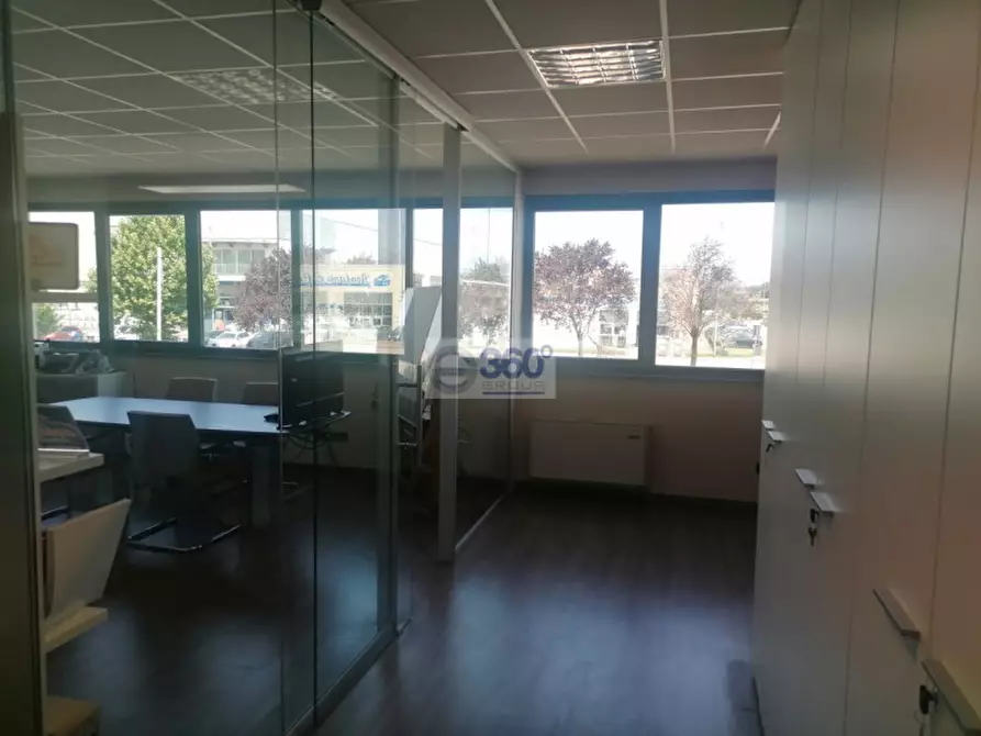 Immagine 17 di Capannone industriale in vendita  in Via XXV Aprile a Rovato