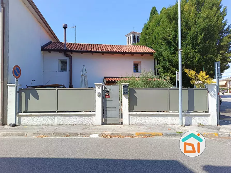 Immagine 1 di Casa bifamiliare in vendita  in Via Romana 1 a San Canzian D'isonzo