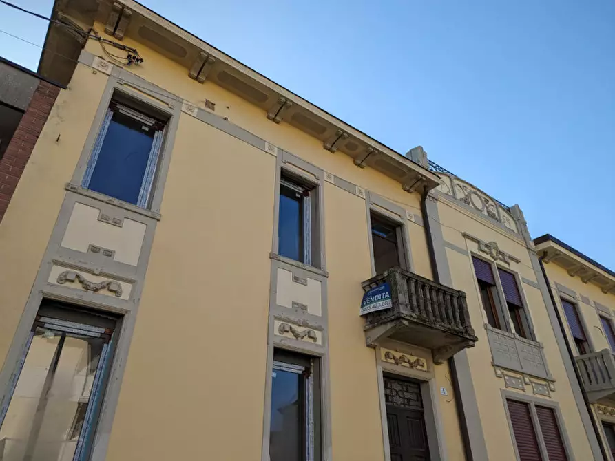 Immagine 1 di Villetta a schiera in vendita  a Rovigo