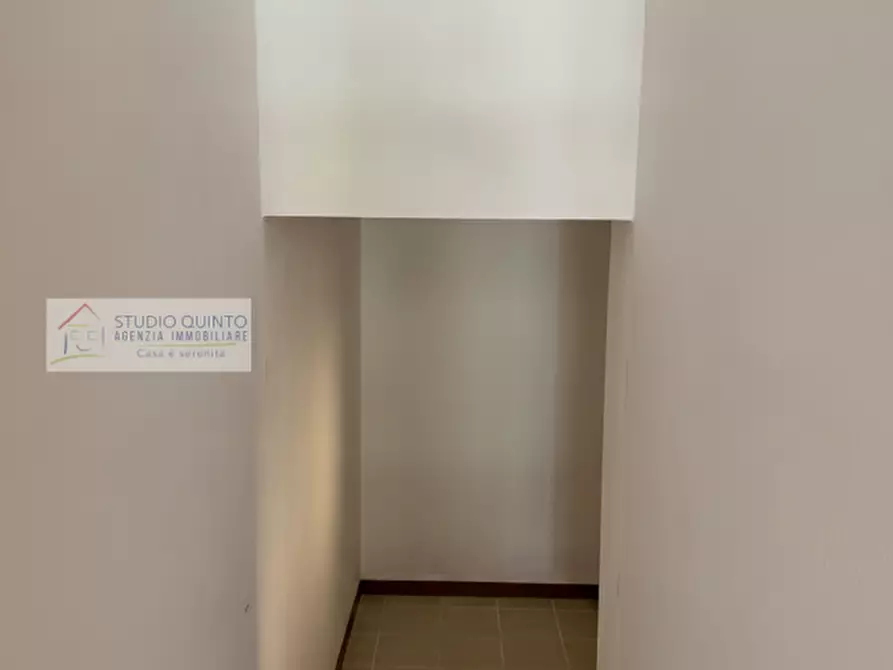 Immagine 10 di Ufficio in vendita  a Quinto Di Treviso