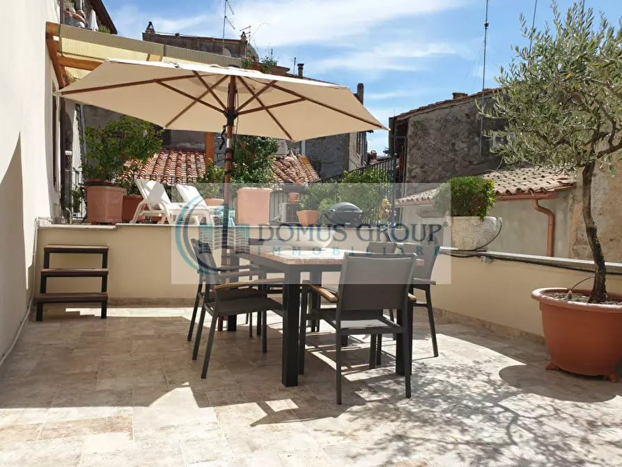 Immagine 6 di Appartamento in vendita  in Corso Umberto I a Anguillara Sabazia