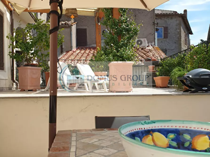 Immagine 33 di Appartamento in vendita  in Corso Umberto I a Anguillara Sabazia