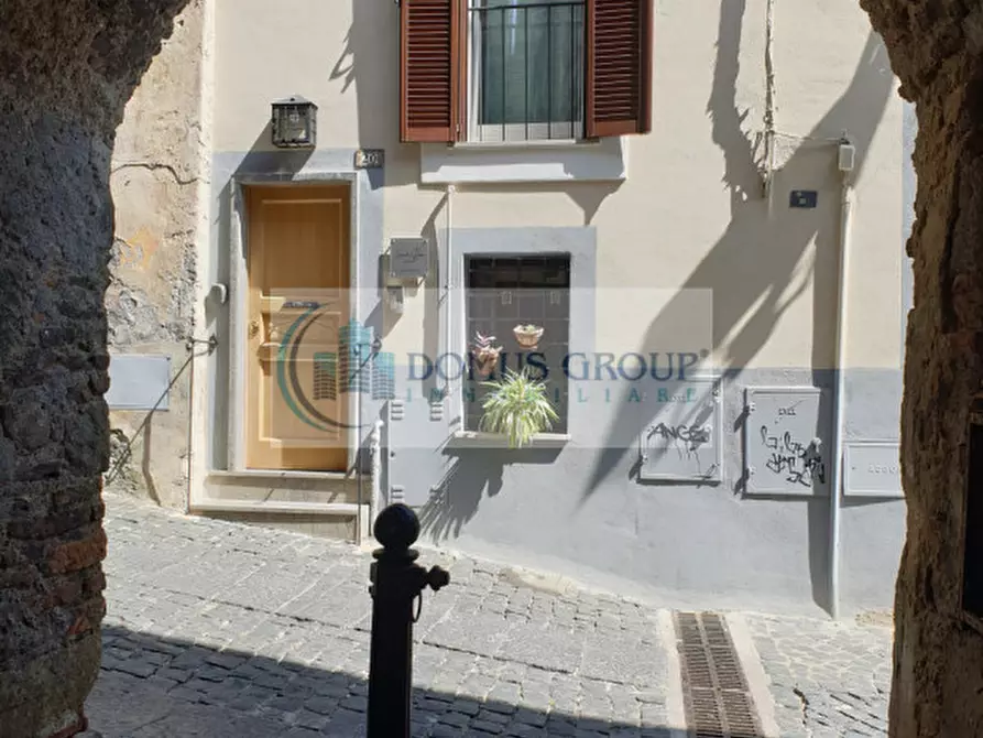 Immagine 46 di Appartamento in vendita  in Corso Umberto I a Anguillara Sabazia