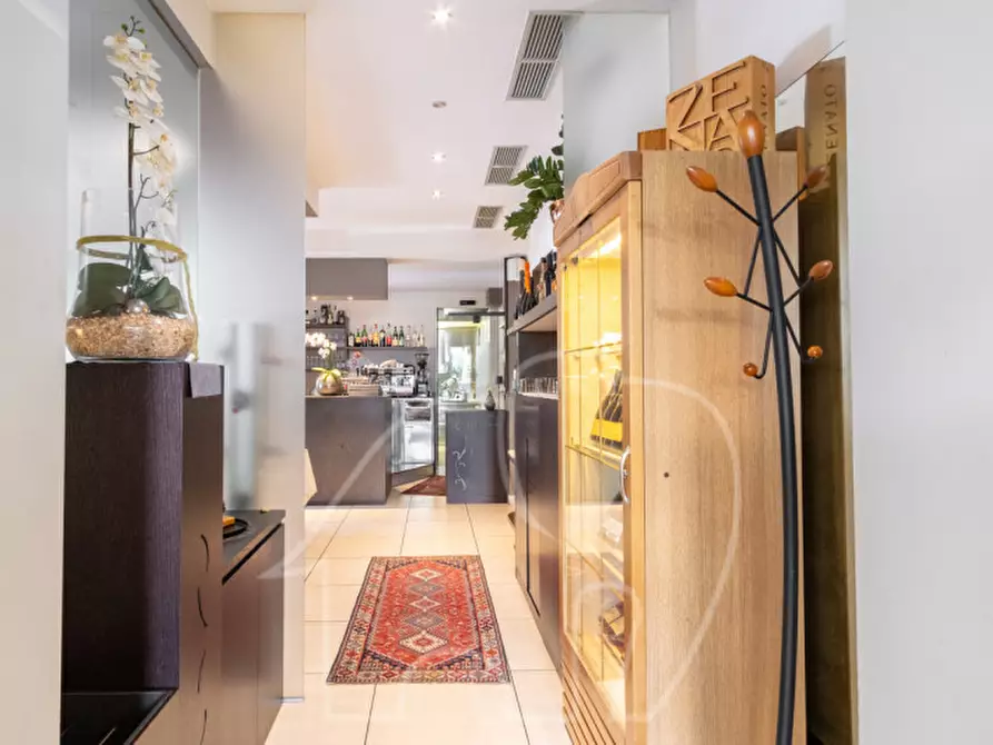 Immagine 7 di Attività commerciale in vendita  in Gries a Bolzano