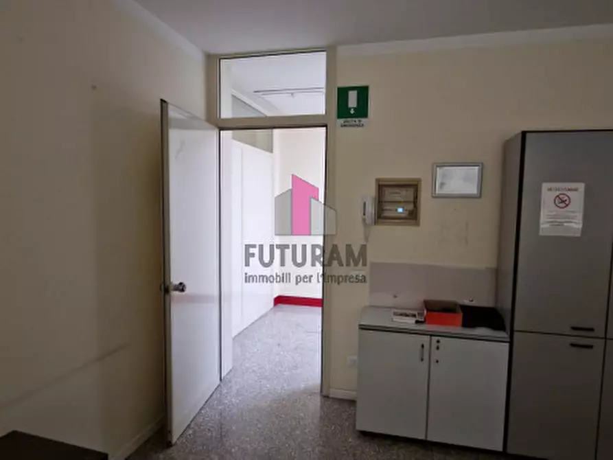 Immagine 2 di Ufficio in affitto  in VIA DEL SANTO a Limena