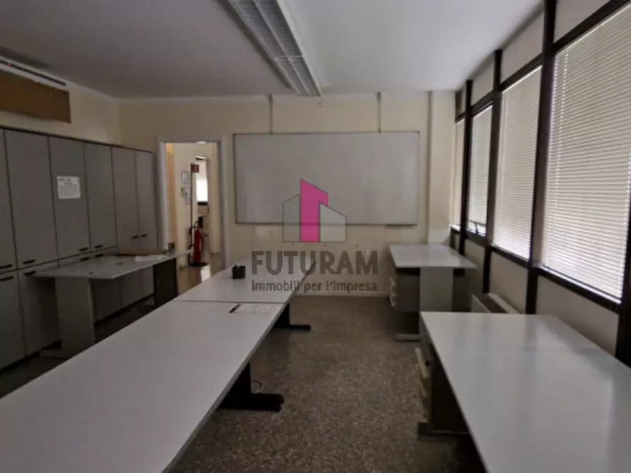 Immagine 5 di Ufficio in affitto  in VIA DEL SANTO a Limena