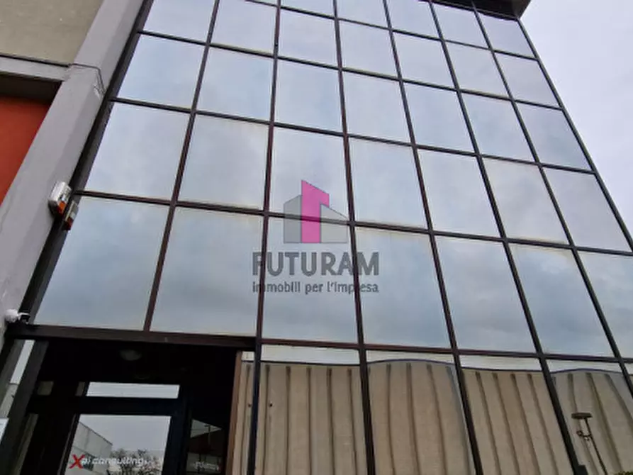 Immagine 8 di Ufficio in affitto  in VIA DEL SANTO a Limena