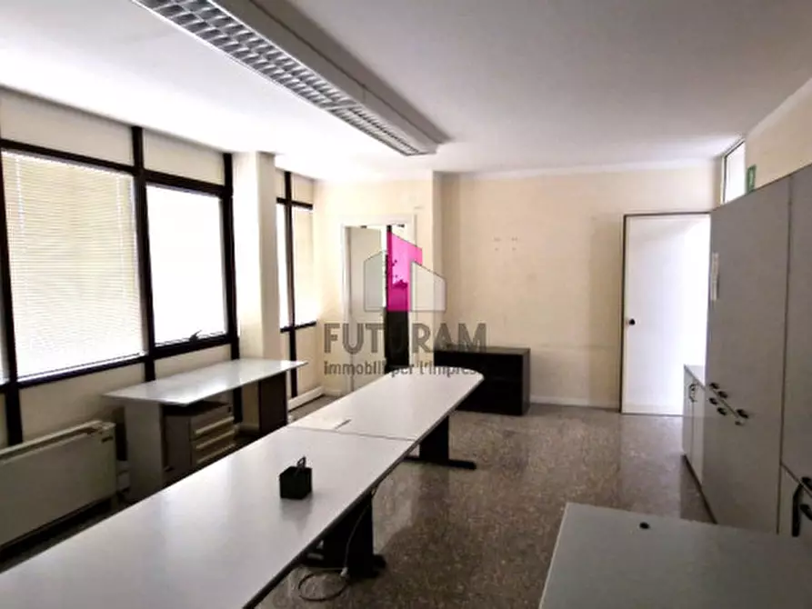 Immagine 9 di Ufficio in affitto  in VIA DEL SANTO a Limena
