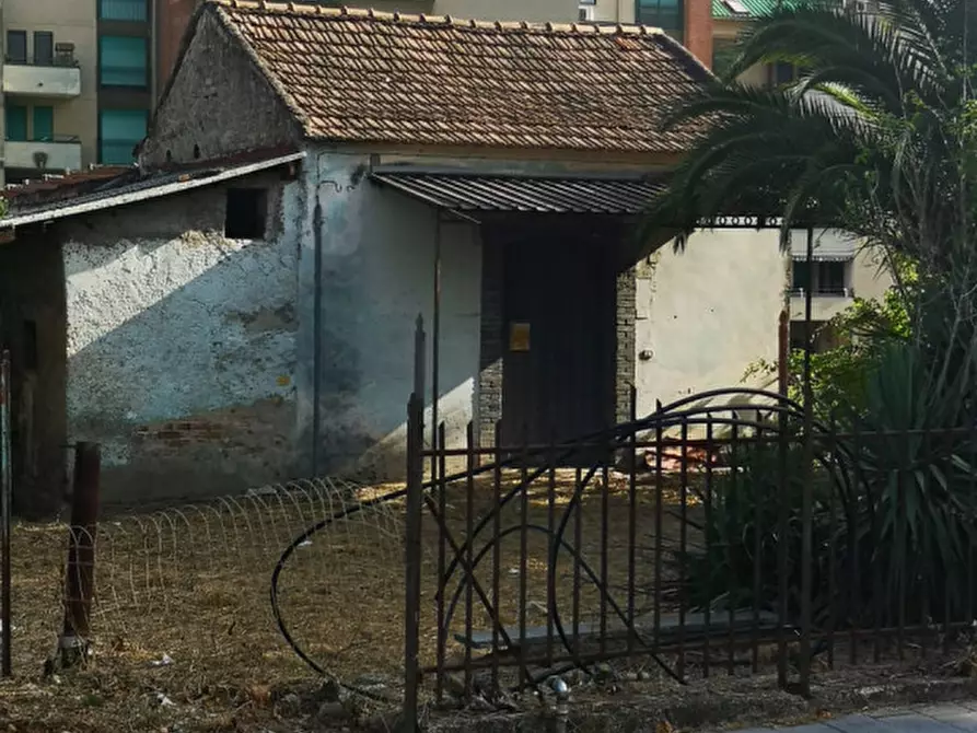 Immagine 4 di Rustico / casale in vendita  in VIA MADONNA DELLE CATENE a Eboli