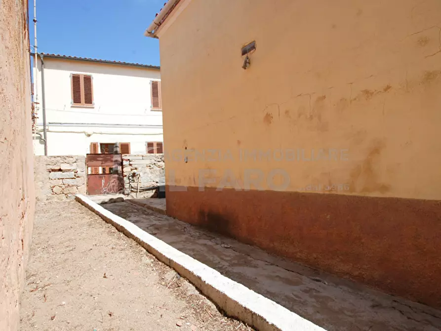 Immagine 4 di Casa indipendente in vendita  in Via Don Minzoni a La Maddalena