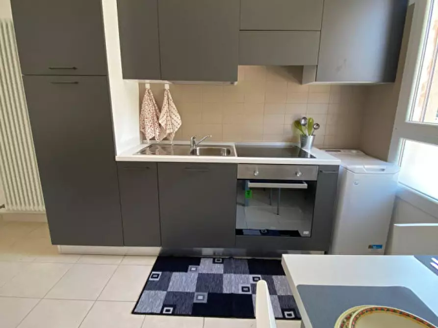 Immagine 1 di Camera in affitto  in Via Perosi a Padova