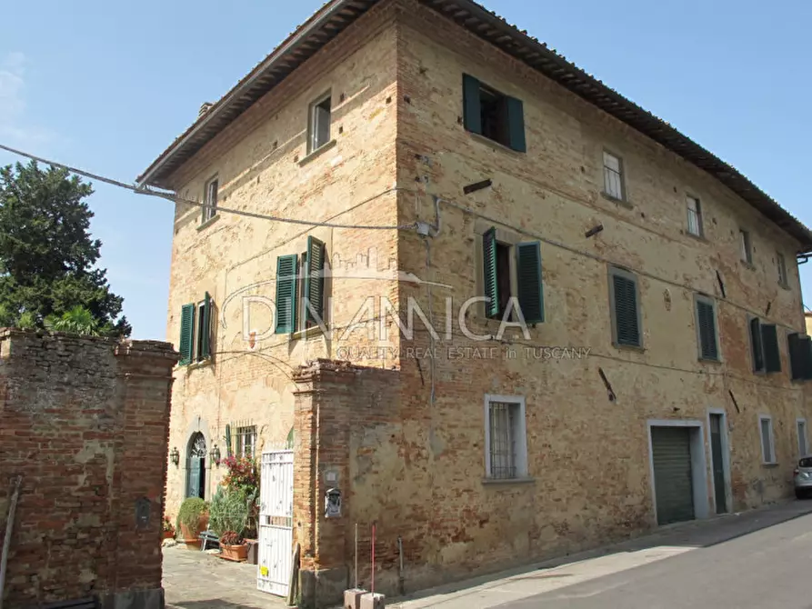 Immagine 1 di Villa in vendita  a Casciana Terme Lari
