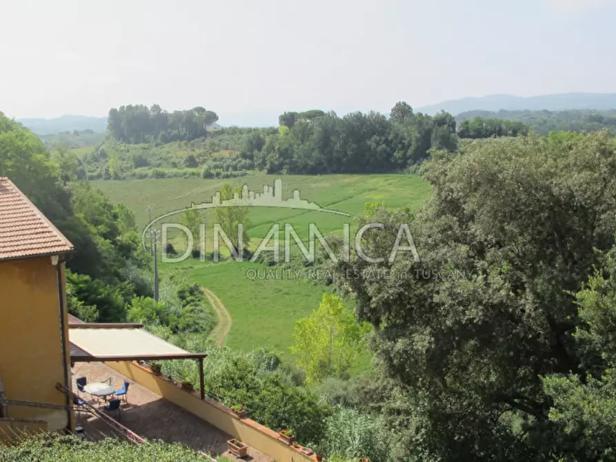 Immagine 11 di Villa in vendita  a Casciana Terme Lari